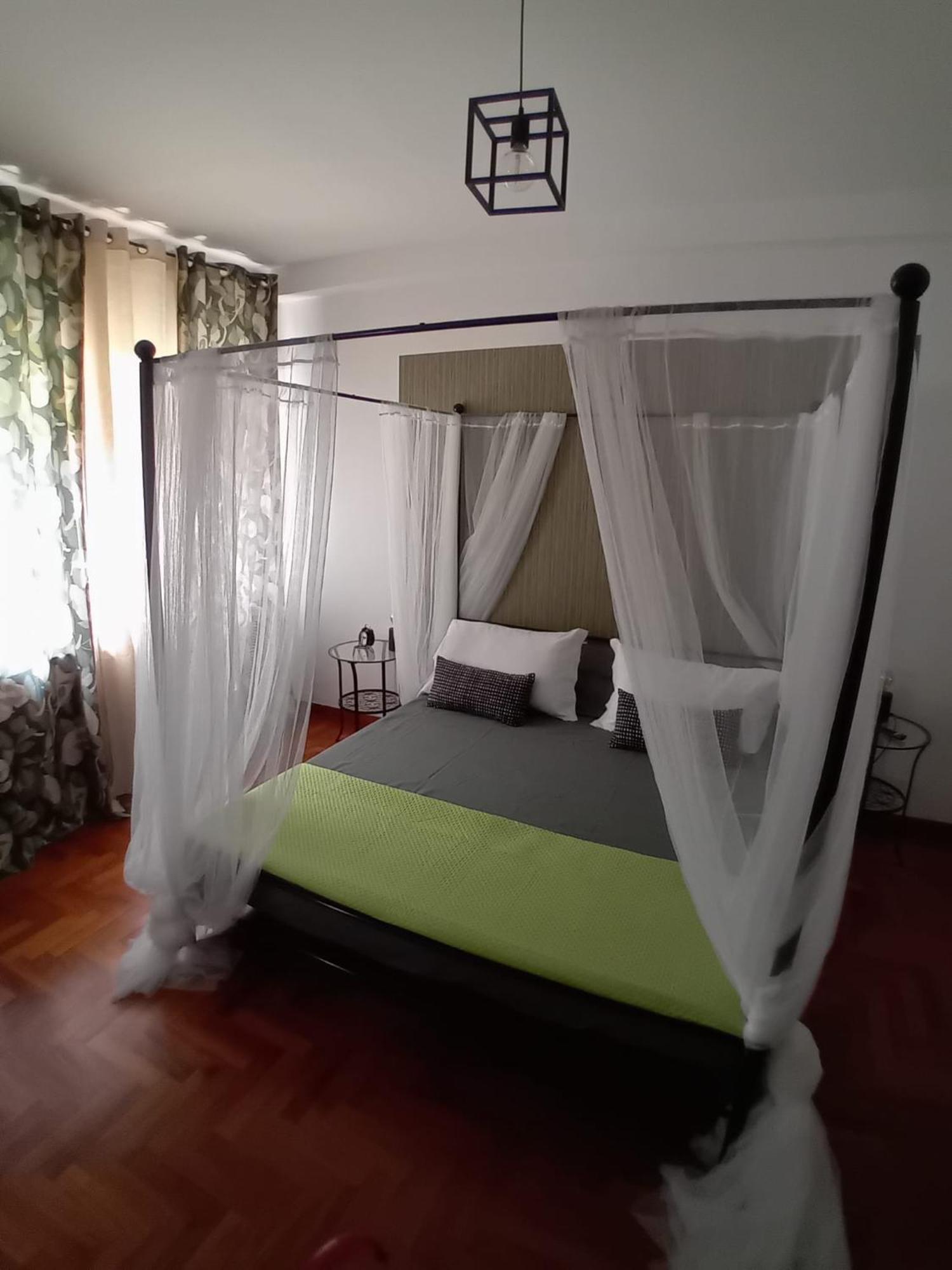 Reginella House Hotell Napoli Eksteriør bilde