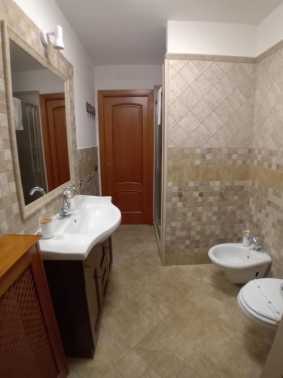 Reginella House Hotell Napoli Eksteriør bilde